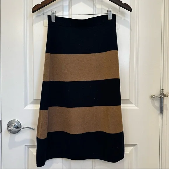 SOLD! on eBay S MAX MARA Label-cut Virgin Wool Stripe Sweater&Skirt SET Size:US4 - Picture 11 of 16